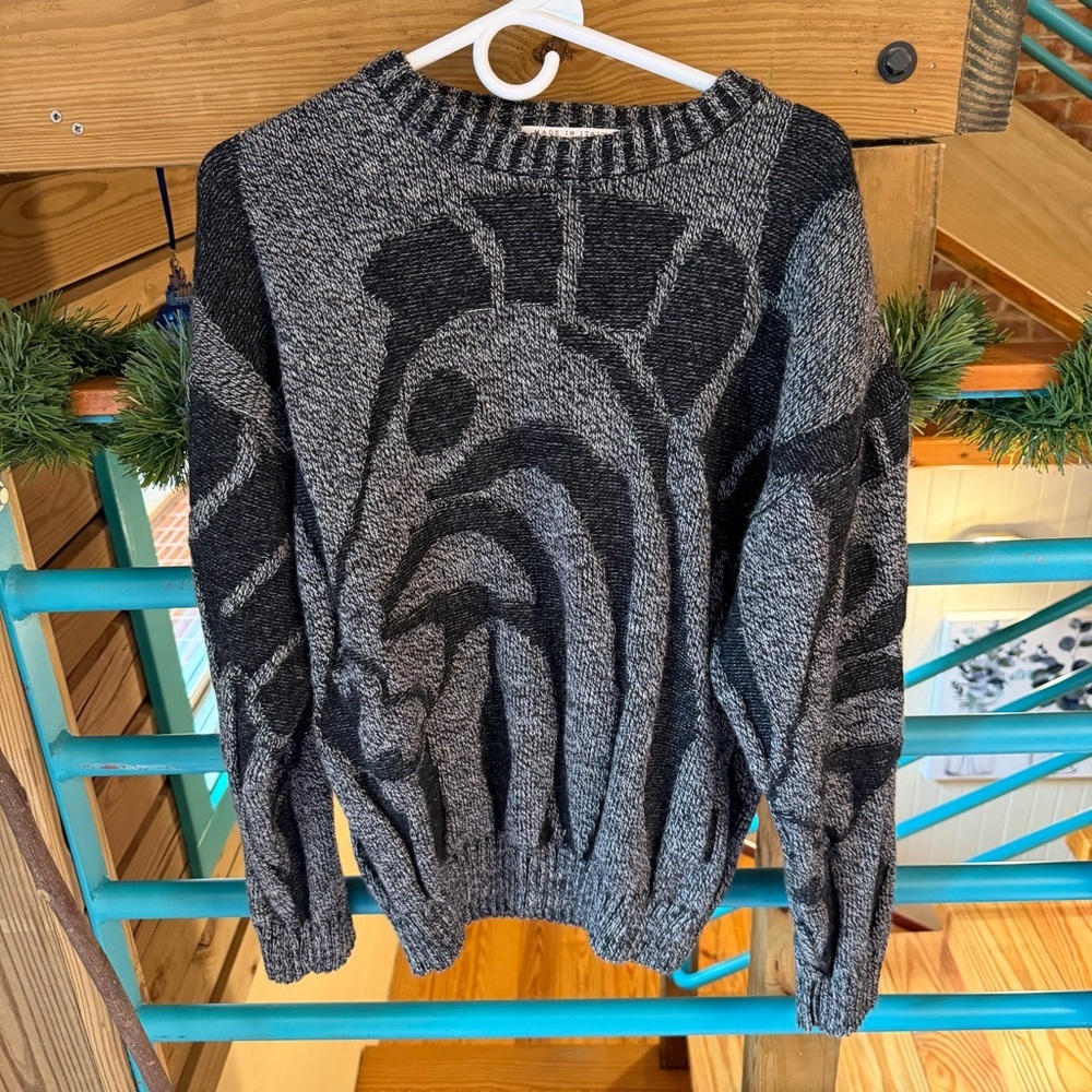 Men’s Vintage 1980’s Limited Editions Italian Made Sweater Size Medium​